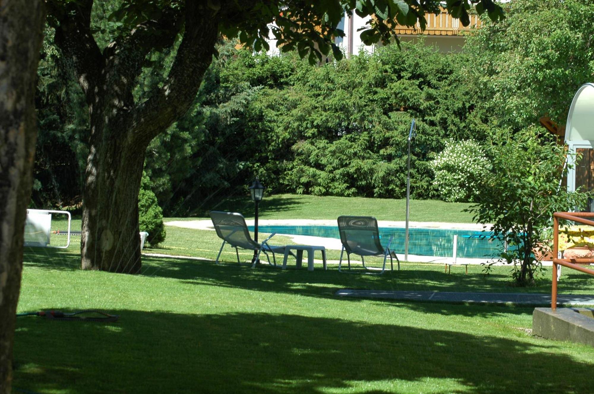 Hotel Ander Bruneck Exteriör bild